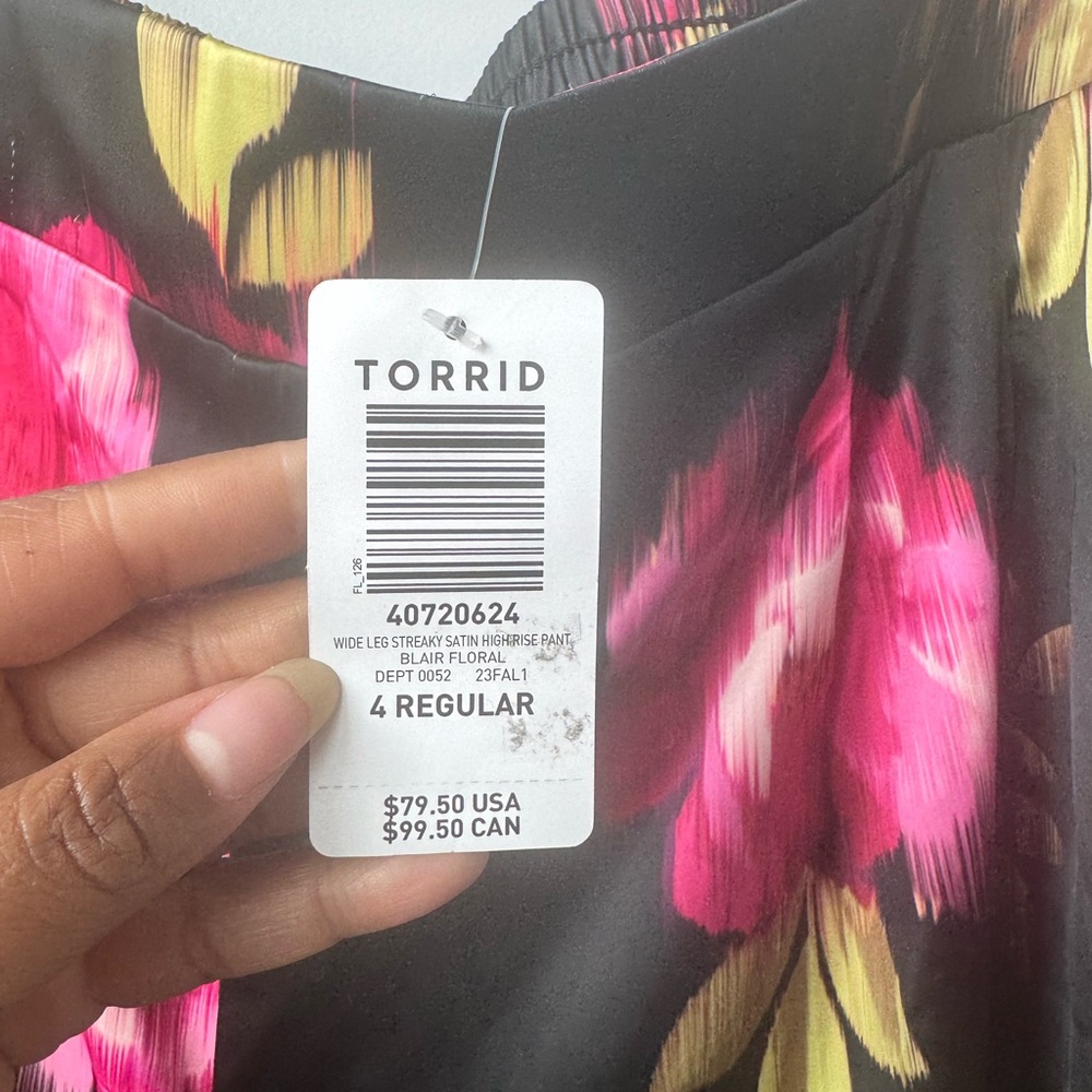 Torrid Wide Leg Satin High Rise Pant 4 NWT - Picture 6 of 7